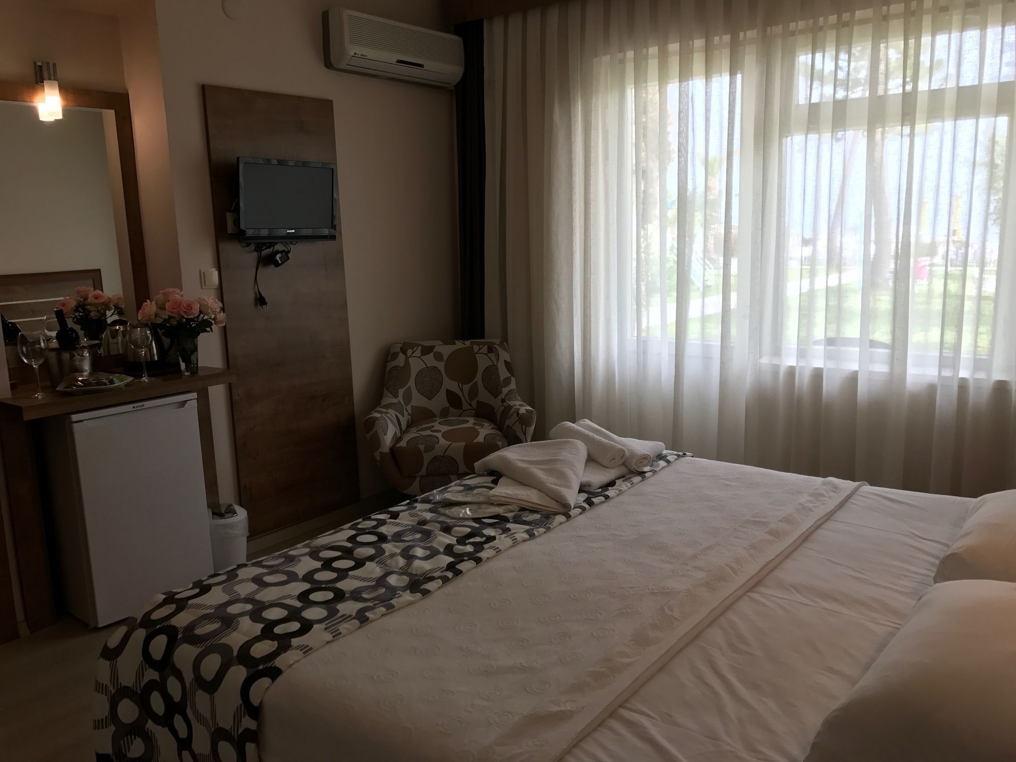 Palm Beach Otel Kucukkuyu Bagian luar foto