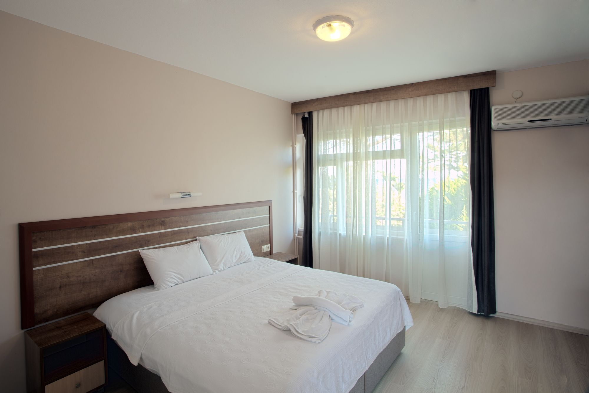 Palm Beach Otel Kucukkuyu Bagian luar foto