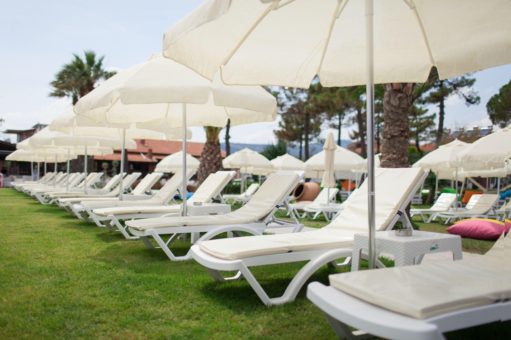 Palm Beach Otel Kucukkuyu Bagian luar foto