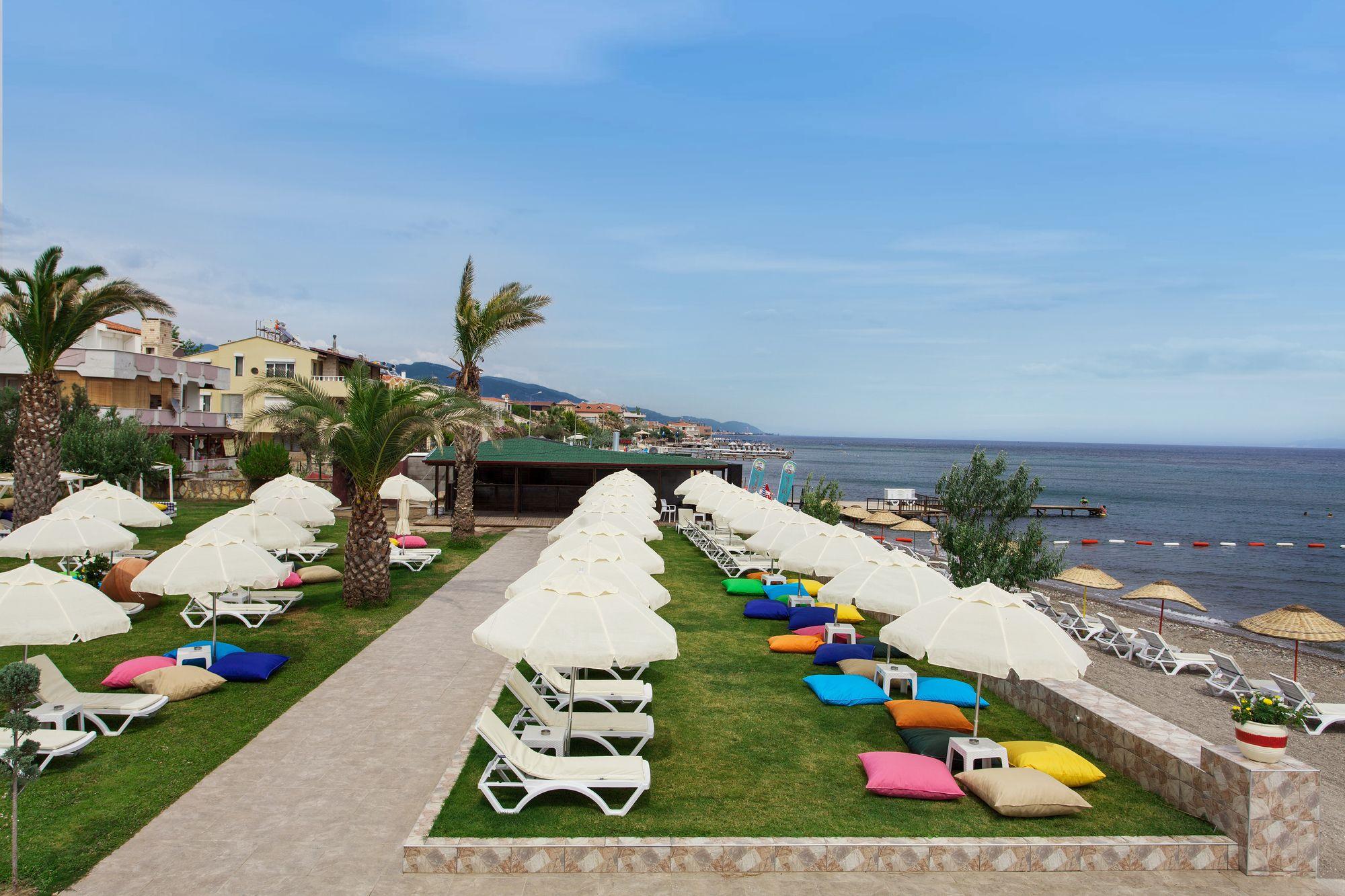 Palm Beach Otel Kucukkuyu Bagian luar foto